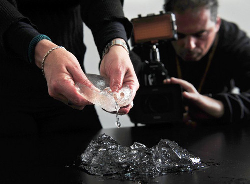 Túi nâng nâng ngực rởm tăng nguy cơ ung thư vú.