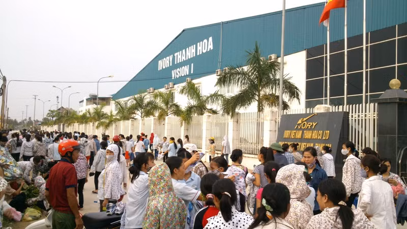 Việc ngừng sản xuất được bắt đầu vào chiều 23/8 của công nhân xưởng 2.