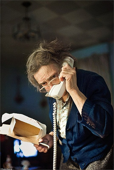 Hiện cả gia đình nữ nhiếp ảnh Falzone đang làm hết sức mình để chăm sóc cho dì trong những tháng ngày cuối đời.