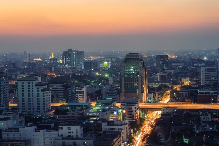 Thái Lan, một đất nước được biết đến với phẫu thuật thẩm mỹ chuyển giới đứng top thứ 20 trên thế giới với tổng số 80.555 trường hợp phẫu thuật.