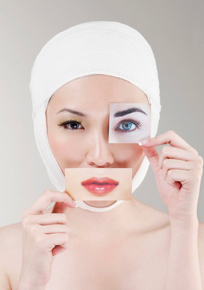 Nhiều người Trung Quốc đi phẫu thuật thẩm mỹ khuôn mặt để mong thay đổi vận mệnh.