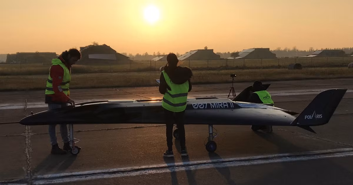 Hiện tại, mô hình tiên tiến nhất có kích thước 5 mét và nặng 240kg. Đến cuối năm 2025, công ty đặt mục tiêu thử nghiệm một nguyên mẫu lớn hơn, dài 8 mét, nặng từ 1,5 đến 2 tấn.