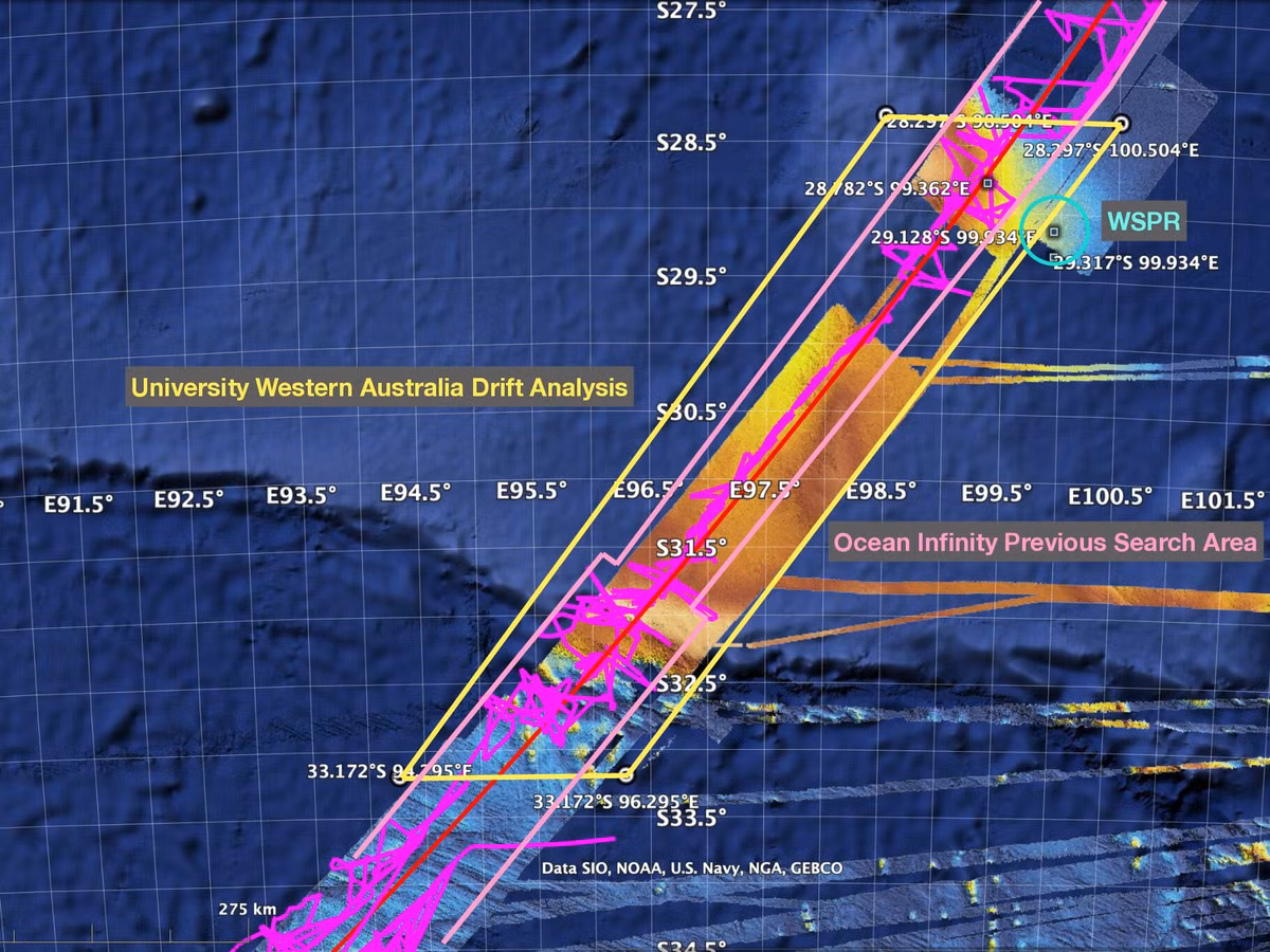 Sonar đa tia lập bản đồ địa hình dưới nước và sonar định hình dưới đáy biển xuyên qua đáy biển để phát hiện các cấu trúc bị chôn vùi. Nếu sonar phát hiện ra mục tiêu, camera và đèn trên AUV sẽ chụp ảnh cận cảnh để nhận dạng, đảm bảo tìm kiếm hiệu quả và tập trung.