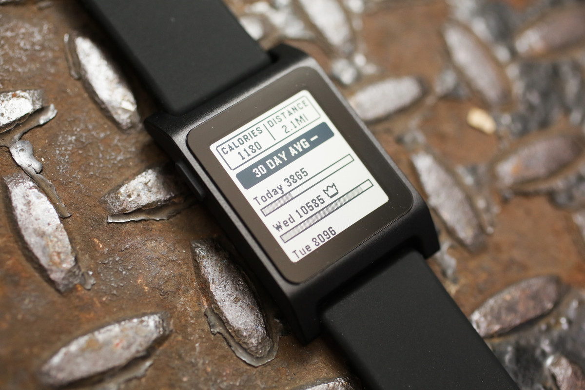 Core 2 Duo và Core Time 2 đều hỗ trợ chuẩn kháng nước IPX8, nhận thông báo từ smartphone, lịch hẹn và điều khiển nhạc. Bộ đôi này sử dụng hệ điều hành PebbleOS, tích hợp hơn 10.000 ứng dụng và mặt đồng hồ.