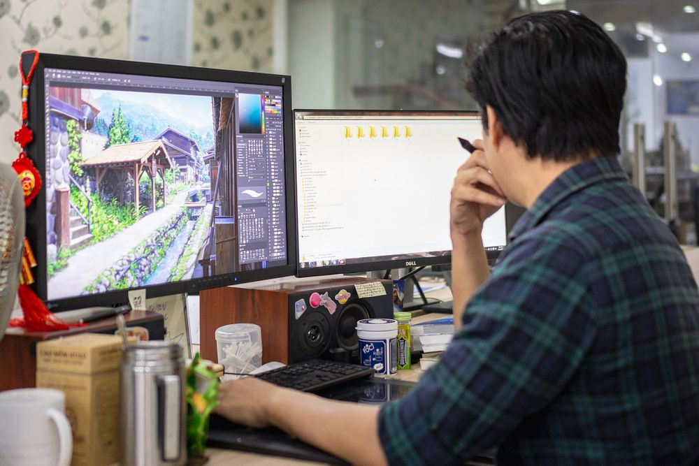  Họa sĩ hiệu ứng đặc biệt và hoạt họa: Nhờ vào sự quan tâm ngày càng lớn với trò chơi điện tử và đồ họa số, lĩnh vực này được dự báo tăng trưởng 4% trong 10 năm tới.