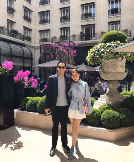 Và như vậy, từ tiểu thư của gia đình giàu có, khi lấy chồng, Chryseis lại trở thành con dâu của một tỷ phú nổi tiếng nhất nhì Malaysia.