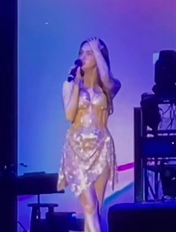 Hương Giang bị bóc mẽ body thật so với ảnh tự đăng - Hình 6 Huong Giang bi boc me body that so voi anh tu dang-Hinh-6