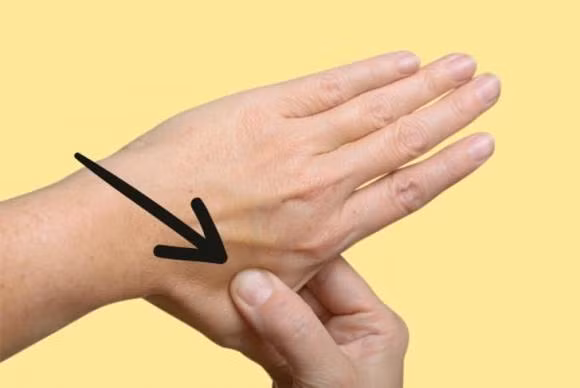 Đau đầu khó chịu, đây là mẹo giúp bạn có thể chấm dứt Dau dau kho chiu, day la meo giup ban co the cham dut