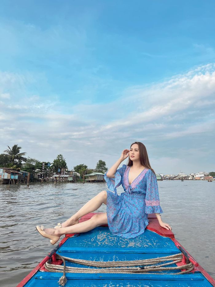 "Gái nhảy" Minh Thư: Sang Mỹ định cư, U50 vẫn đẹp quyến rũ ảnh 5