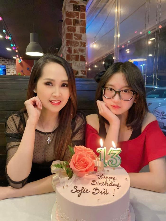 "Gái nhảy" Minh Thư: Sang Mỹ định cư, U50 vẫn đẹp quyến rũ ảnh 4