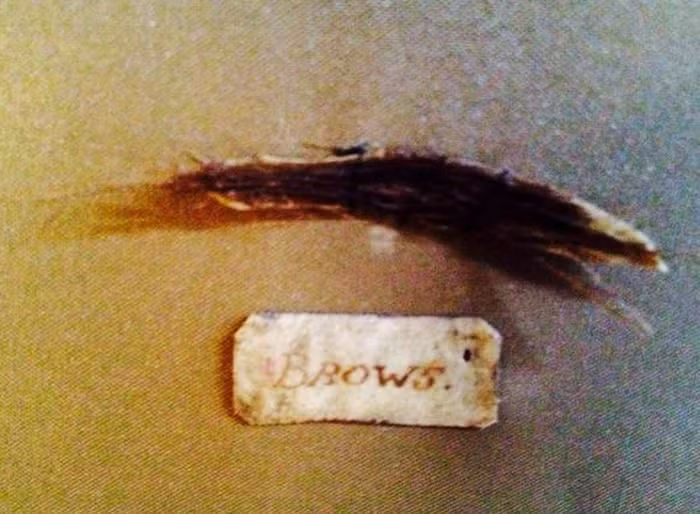 Nhung 'thu choi' thoi thuong cua the ky 18 va 19-Hinh-5