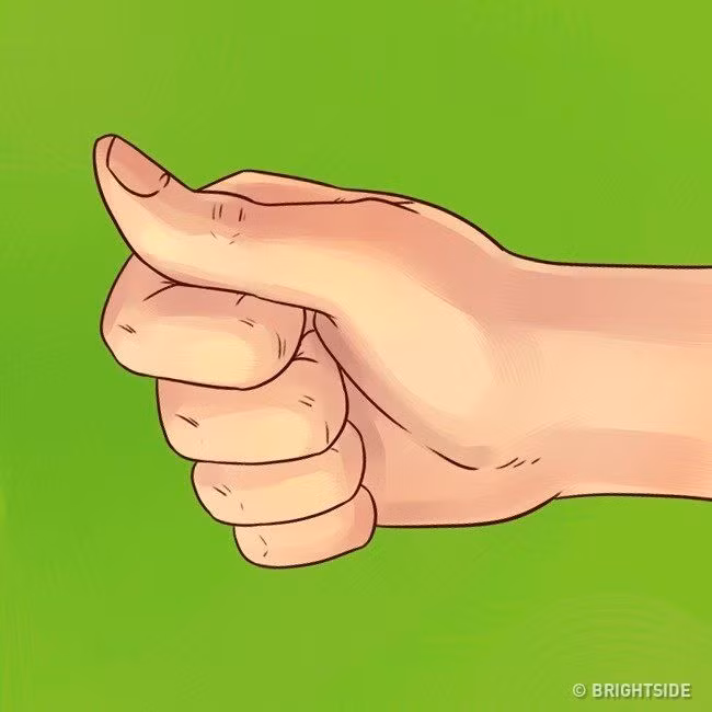 Bạn khiêm tốn, nho nhã và lịch sự nên dù hiểu biết và có vốn kiến thức rộng bạn cũng không khoe mẽ. Điều này khiến nhiều người nhìn vẻ ngoài ngờ nghệch mà đánh giá thấp năng lực của bạn.