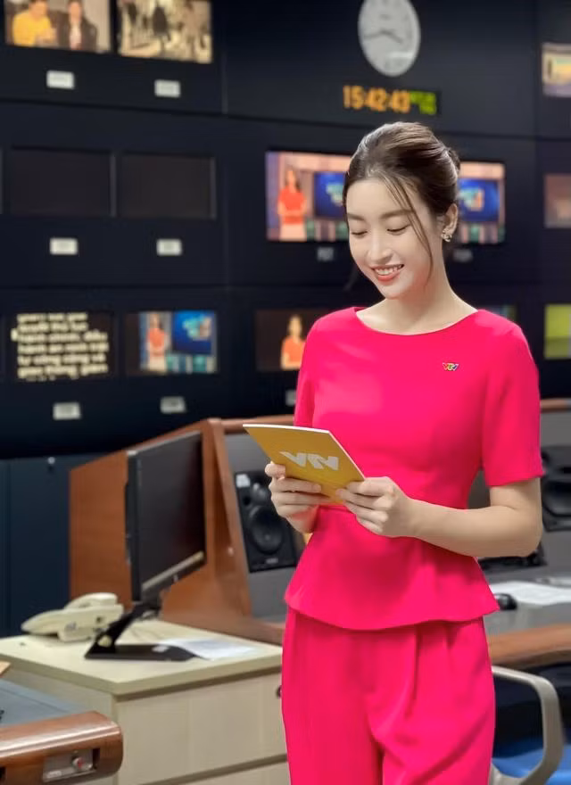 Bi don “ra san golf san dai gia”, hoa hau Do My Linh noi gi?-Hinh-7