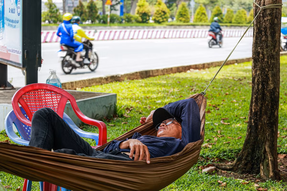 Cach cuu nguoi bi say nong, say nang-Hinh-3