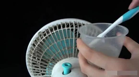 Day la cach de quat dien het bui ban, sach bong nhu moi-Hinh-5