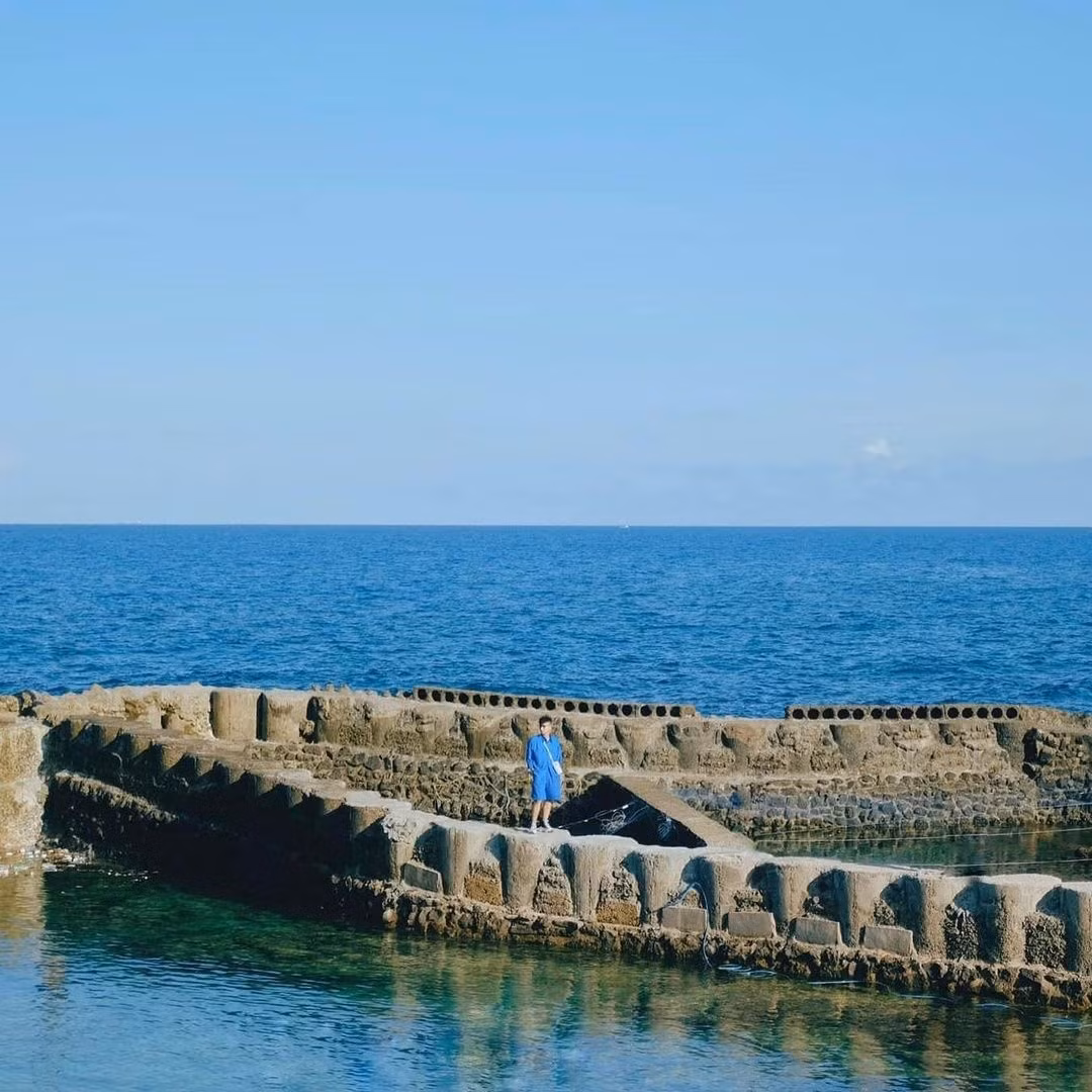 Mộ Thầy được ví như đấu trường La Mã thu nhỏ. Địa điểm thu hút bởi khung cảnh hùng vĩ, đẹp như trong phim ảnh. Ảnh: Shubin Huynh.