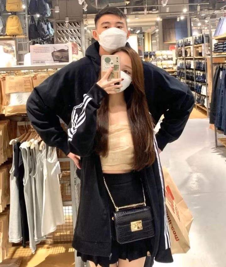 Nguyễn Vũ Hà Dương là bạn gái của thủ môn Quan Văn Chuẩn.