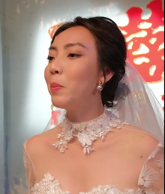 Dam cuoi Thu Trang - Tien Luat phat sinh 200 khach khong moi