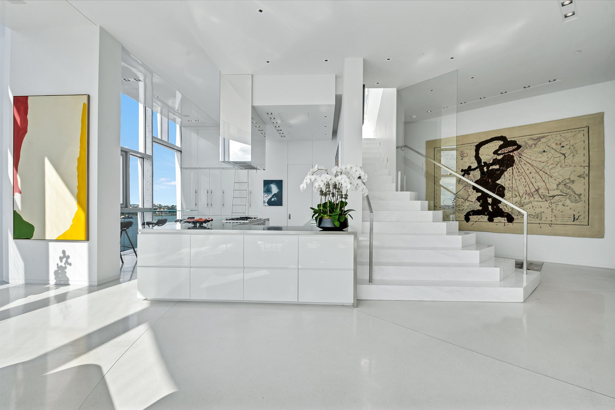 Cầu thang được thiết kế hiện đại