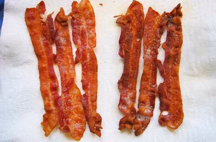 Hạn chế các thực phẩm hun khói và dầu mỡ. Trong thực phẩm hun khói có chứa nhiều chất gây ung thư như benzopyrene. Bên cạnh đó, những thực phẩm rán, nướng, xào tái chế nhiều lần cũng hình thành chất ung thư giống như ở thực phẩm hun khói.