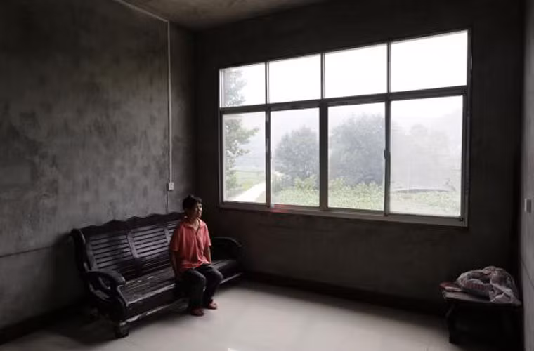 Kể từ năm 2010 đến nay, ngôi làng vẻn vẹn 1500 nhân khẩu có tới 157 người mất mạng vì căn bệnh. Không dừng lại đó, hiện người ta thống kê có thêm 190 trường hợp mắc nhiều loại ung thư khác nhau.