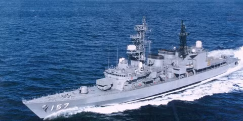 Trung Quốc toan bắn khu trục hạm Sawagiri của JMSDF.