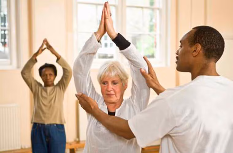 Thông thường, sau hai ngày thực hiện phẫu thuật, các bác sĩ sẽ khuyến khích bạn thực hiện di chuyển nhẹ nhàng quanh giường bệnh.