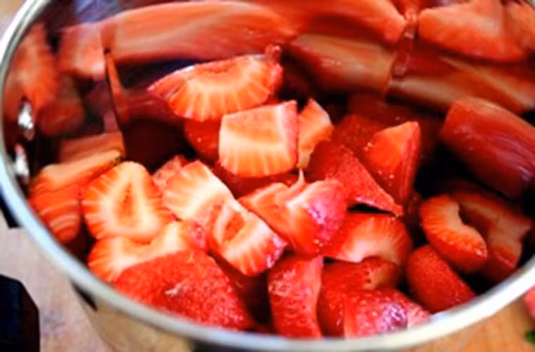 Chen chia sẻ: “Tôi rất mừng về phát hiện mới. Tôi nghĩ rằng kết quả nghiên cứu rất quan trọng vì nó mở ra một cách phòng chống ung thư thực quản lành mạnh và hiệu quả”.