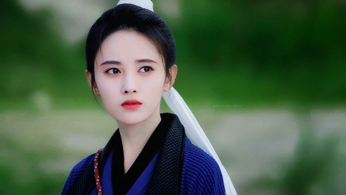 Hoang hau bi phe truat vi moi tinh dong tinh tai tieng nhat lich su TQ