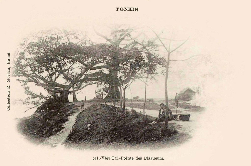 Một địa điểm ở Việt Trì được người Pháp gọi là mũi đất Blagueurs, hay mũi Tán Dóc.