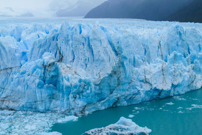 Nếu quá trình này không được đảo ngược, vương quốc này sẽ đứng trước nguy cơ bị xóa sổ trong một tương lai không xa.