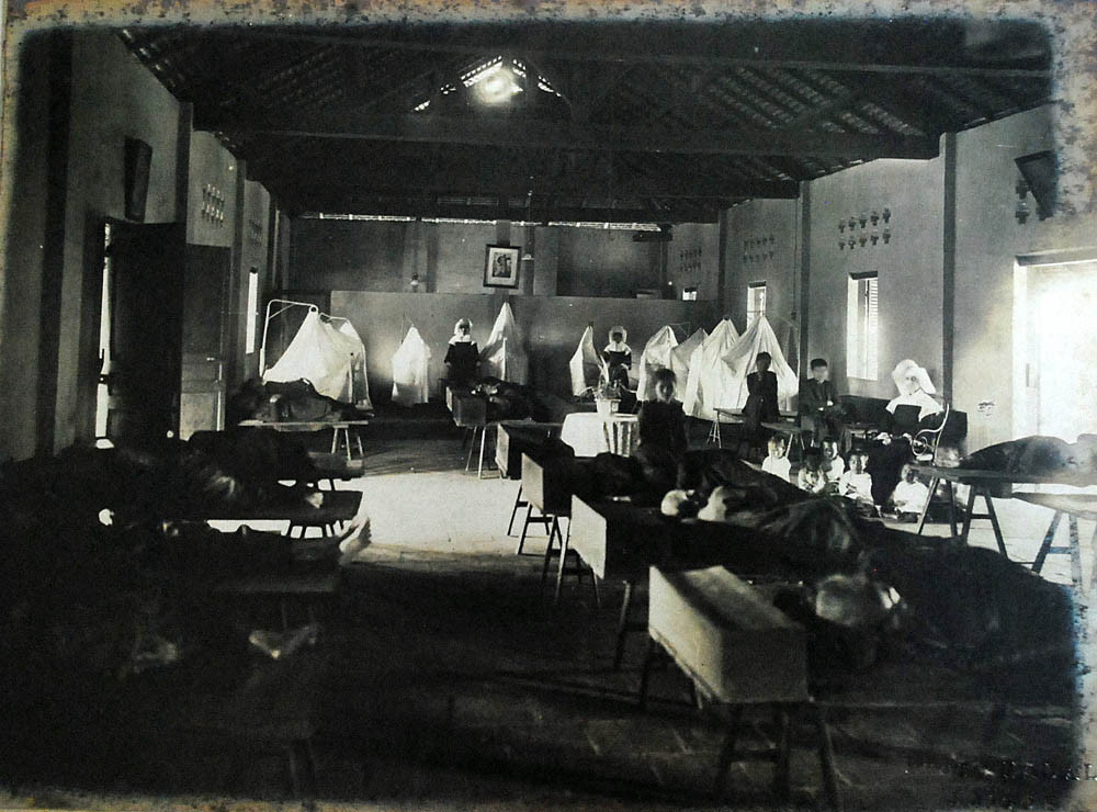 Bên trong nhà tế bần của tỉnh Gia Định.