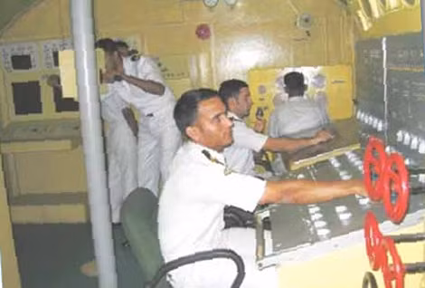 Trường INS Satavahana có hệ thống mô phỏng hiện đại đảm bảo huấn luyện thủy thủ tàu ngầm Kilo.