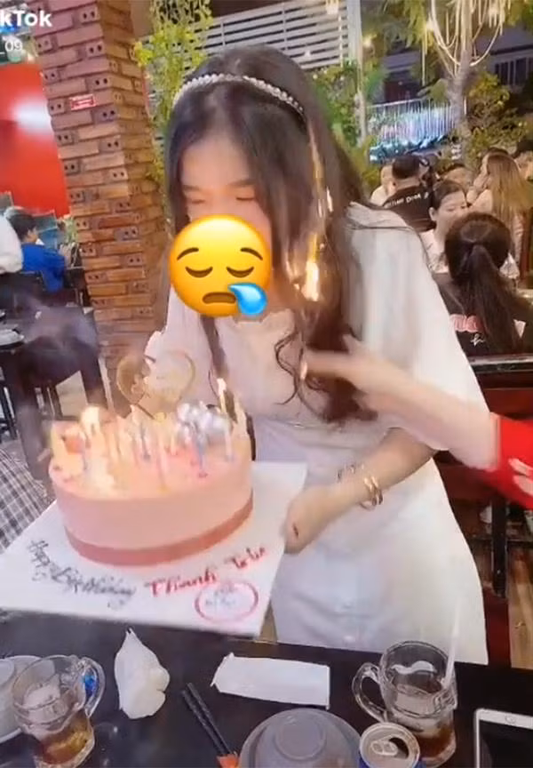 Về đâu mái tóc người thương