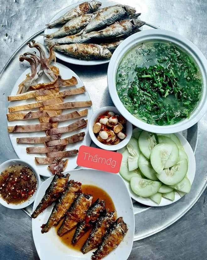 Mâm cơm ngon mắt của cậu bé 13 tuổi khiến dân mạng ngỡ ngàng - Hình 2 Mam com ngon mat cua cau be 13 tuoi khien dan mang ngo ngang-Hinh-2