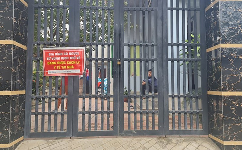 “Khoa nha nguoi ve que an tet the hien su lung tung, hoang loan”