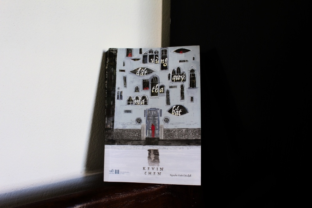 Khoc, cuoi cung 'Vung dat quy tha ma bat'