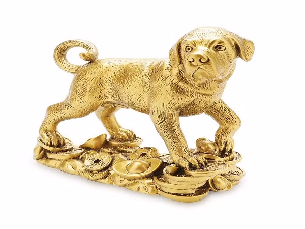 Người tuổi Tuất cần chú ý duy trì mối quan hệ tốt đẹp với các đối tác, đồng nghiệp và người có chuyên môn cao trong lĩnh vực bạn đang theo đuổi. Đây chính là chìa khoá giúp họ hưởng nhiều may mắn trong khoảng thời gian này, có quý nhân hết mình phù trợ.