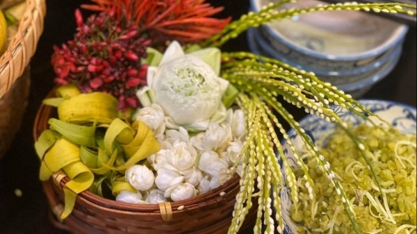 Tháng 6 âm lịch. Trẻ sinh vào tháng 6 có cá tính rất mạnh mẽ, biết chịu đựng khó khăn, làm việc chăm chỉ và dù làm việc gì cũng luôn cố gắng hết mình. Ở tuổi trung niên, vận mệnh của họ không thể kiểm soát được và sự nghiệp của họ có thể thành công. Sự nghiệp thành công và gia đình hạnh phúc. Họ được sinh ra với một lượng vàng dồi dào và được hưởng danh dự và sự giàu có vô tận trong suốt cuộc đời. Họ cũng mang lại phước lành này cho gia đình và thêm của cải cho gia đình. 