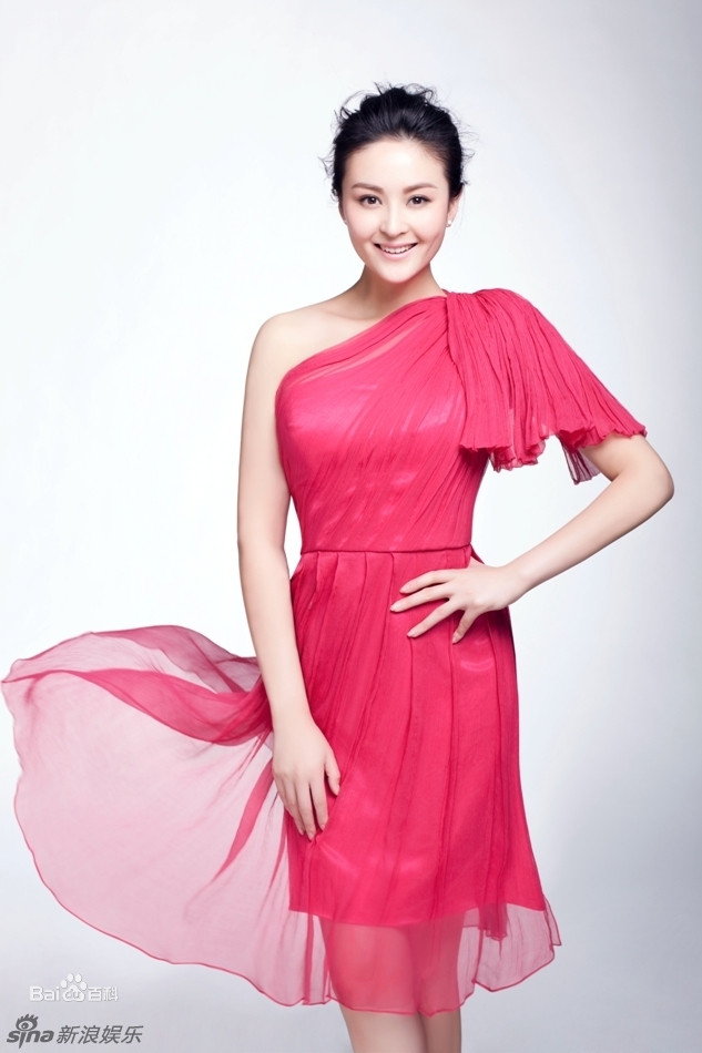 My nhan “trong sach nhat showbiz” lo do su nghiep, hon nhan vien man