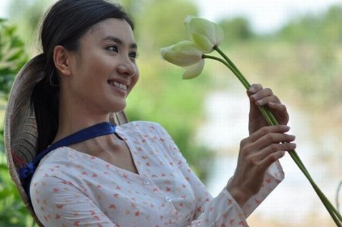 Gái quê Nguyệt Ánh trong phim “Tiếng tơ đồng”.