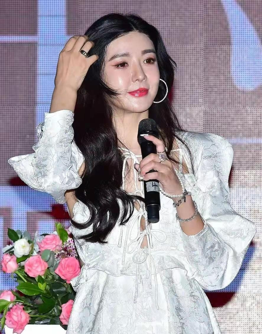 Sieu mau Trung Quoc dau don vi tham my hong-Hinh-3