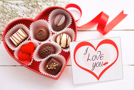 10 su that ngo ngang ve ngay Valentine