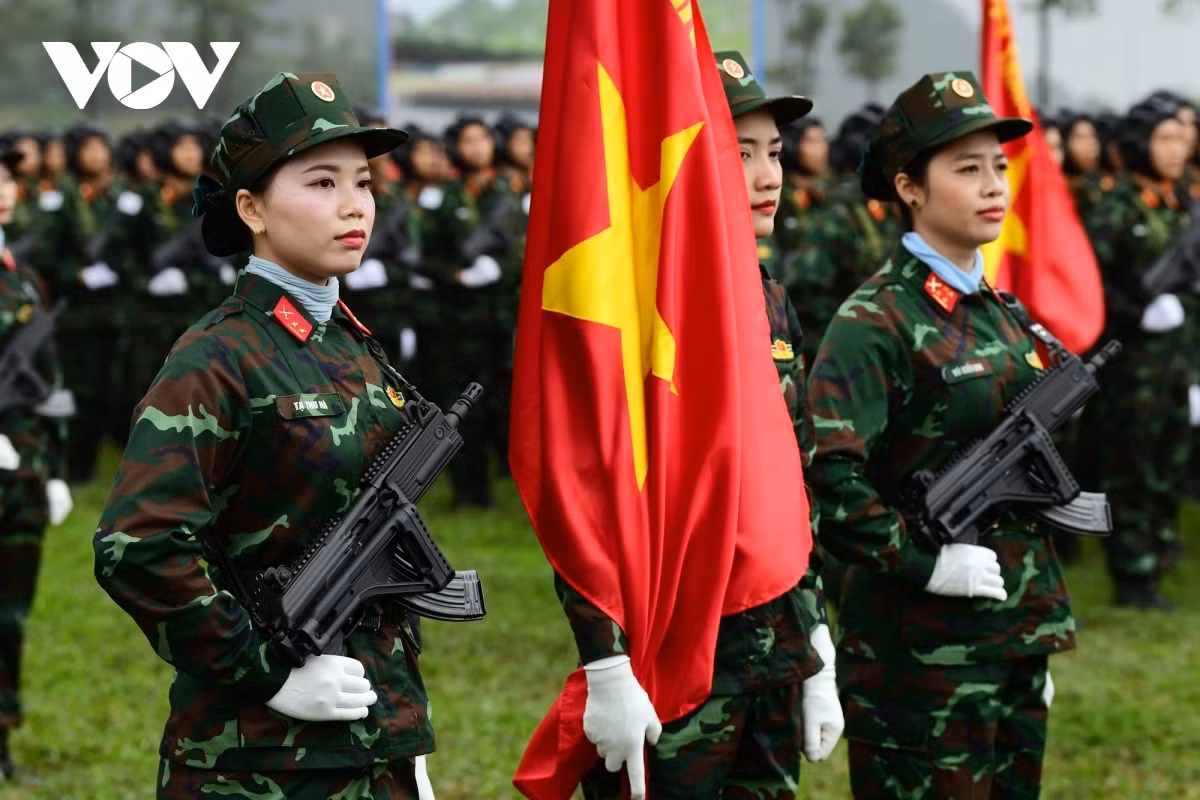 Vu khi, trang bi cua khoi dieu binh ky niem 50 nam giai phong mien Nam-Hinh-2