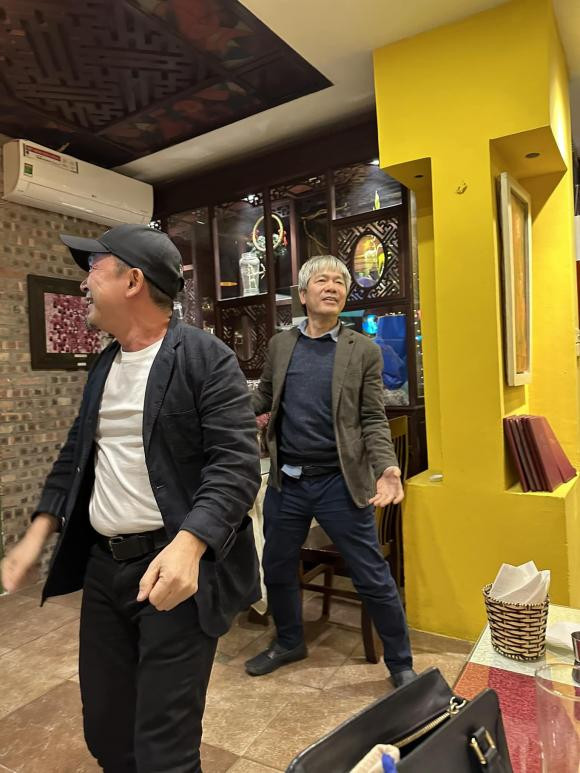 Nhac si Quoc Trung dang anh ben chong moi cua Thanh Lam-Hinh-2