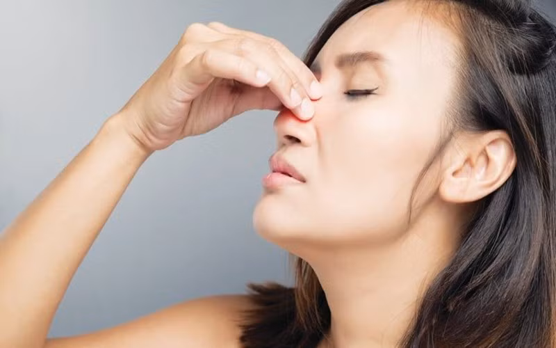 Hệ thống thần kinh cảm giác: Mất khả năng vị giác và khứu giác đã xuất hiện như một triệu chứng đặc biệt liên quan mật thiết với virus.