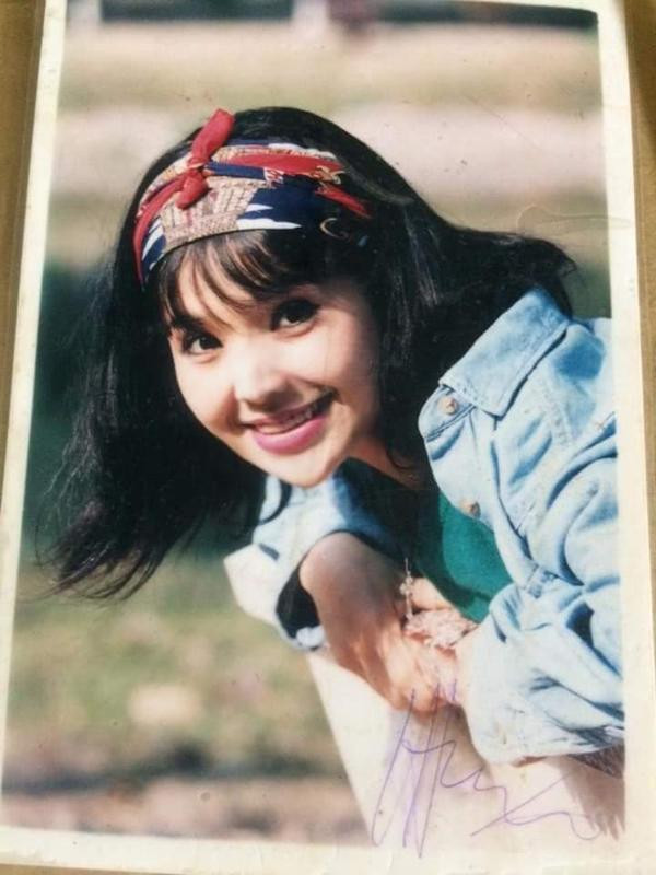 han sắc của NSND Lan Hương thời điểm đó được xem là đỉnh cao vì sở hữu gương mặt xinh đẹp cùng vóc dáng nhỏ nhắn cân đối.