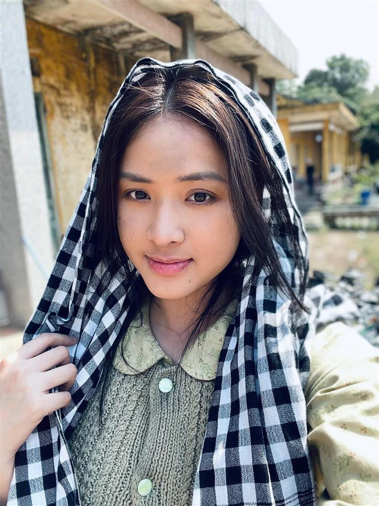 Vai nu y ta chien truong trong 