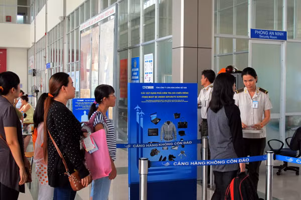 thẻ nhà báo,giấy phép lái xe,lỗi đánh máy thẻ đảng,Bộ Giao thông vận tải