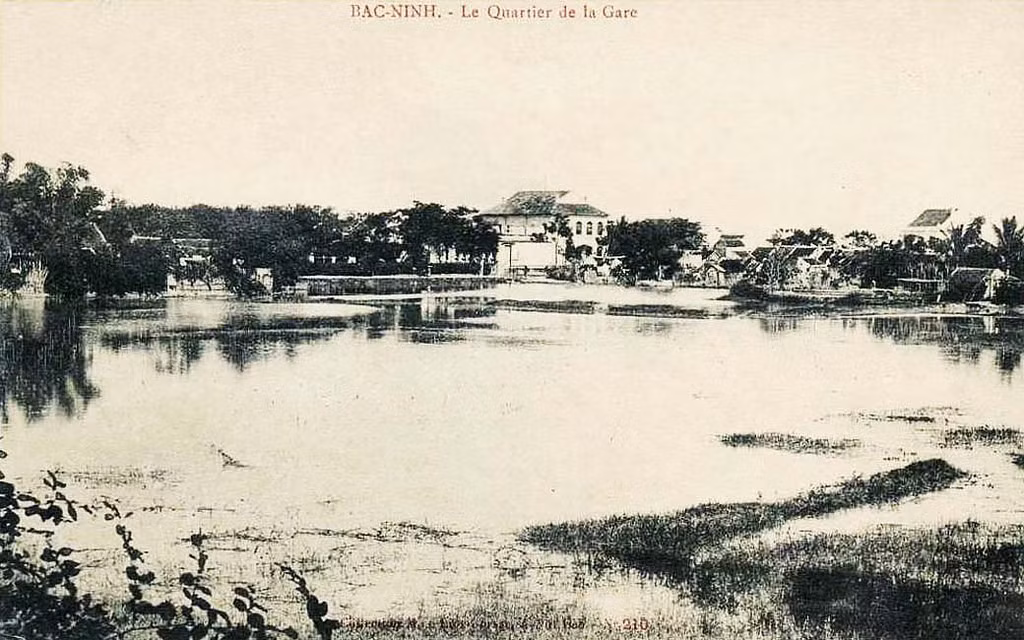 Ga Bắc Ninh nhìn từ phía hồ Ga. Ảnh tư liệu.